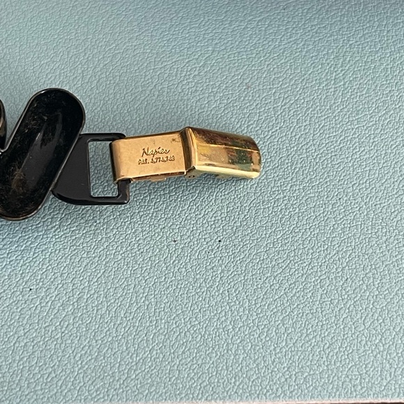 NAPIER BLACK METAL BRACELET - Picture 7 of 8